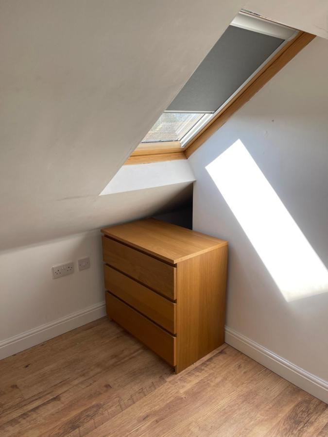 Large, Quiet, Sleeps 16, 4 Bathrooms, Parking, Leicester Exterior foto